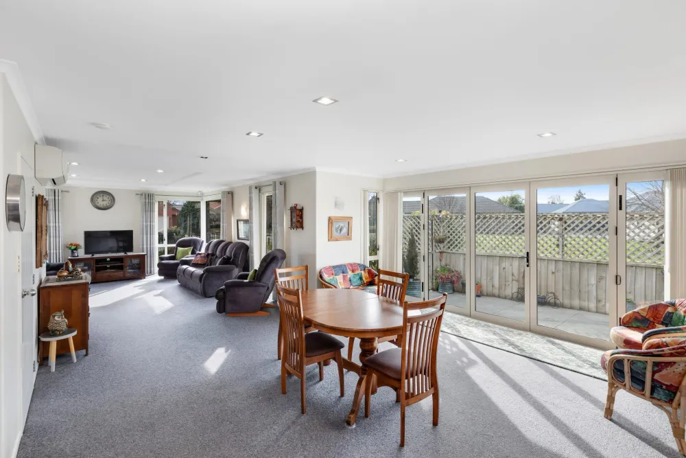 Photos of 15 Becmead Drive