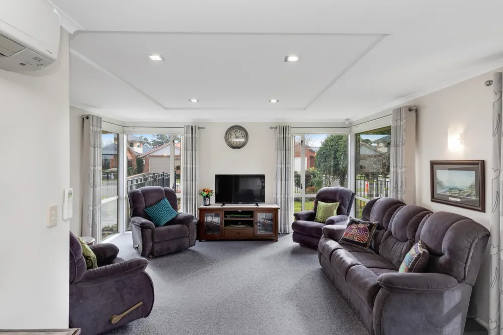 Photos of 15 Becmead Drive