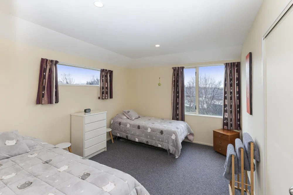 Photos of 15 Becmead Drive