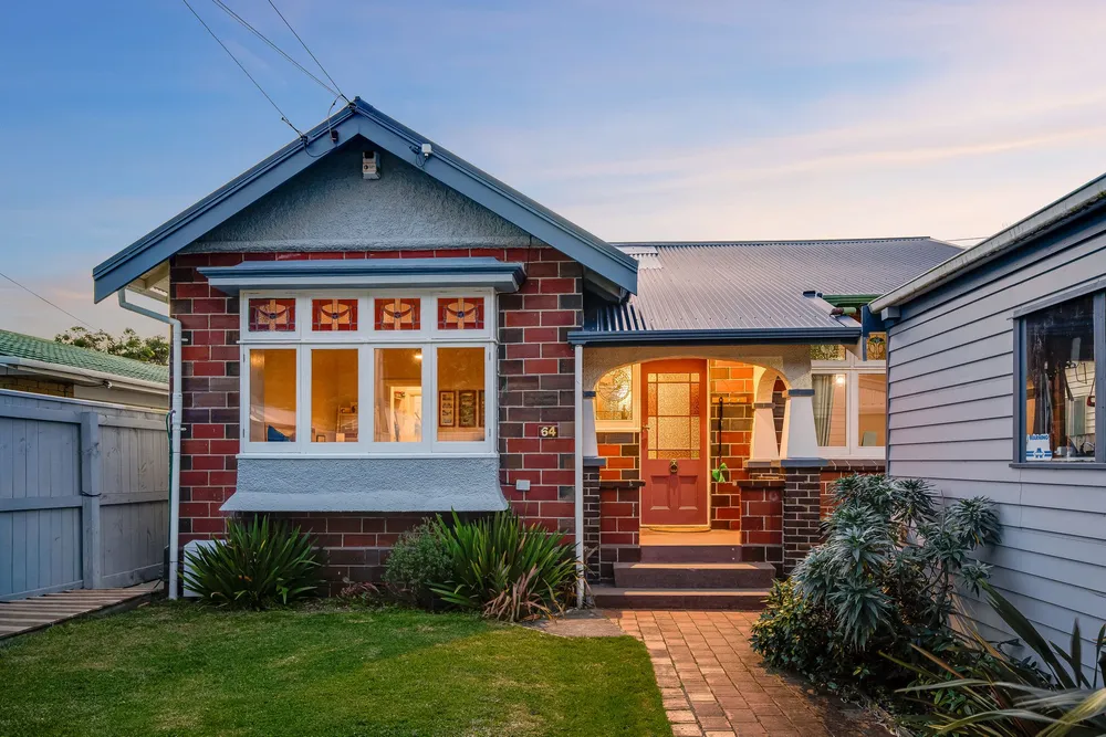 Photos of 136 Moores Valley Road