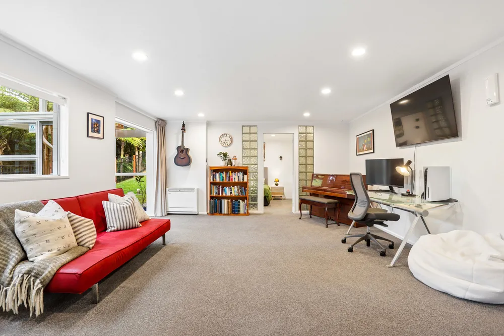 Photos of 30 Opanuku Road