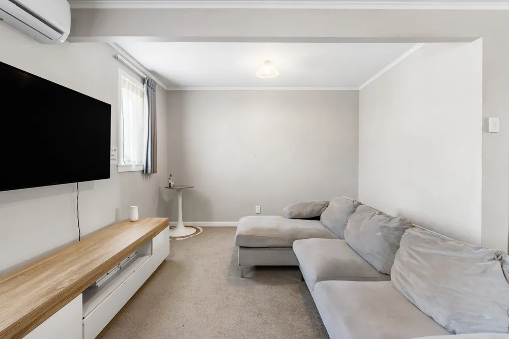 Photos of 55 Hamlin Road