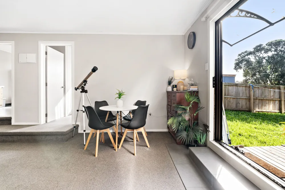 Photos of 55 Hamlin Road