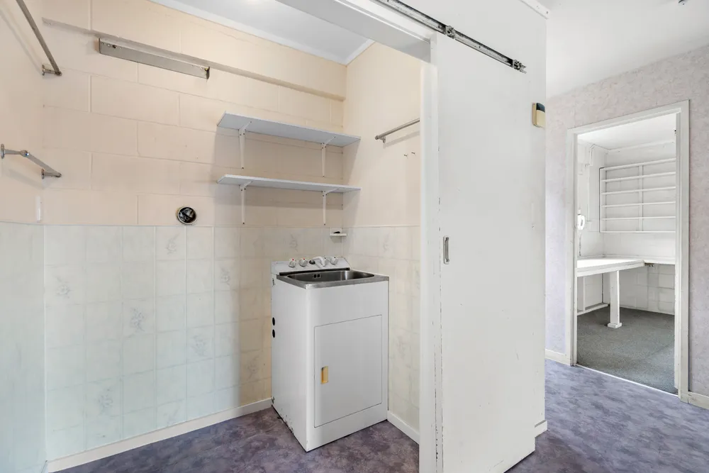 Photos of 9 Tauraroa Road