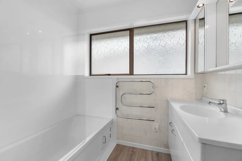 Photos of 9 Tauraroa Road