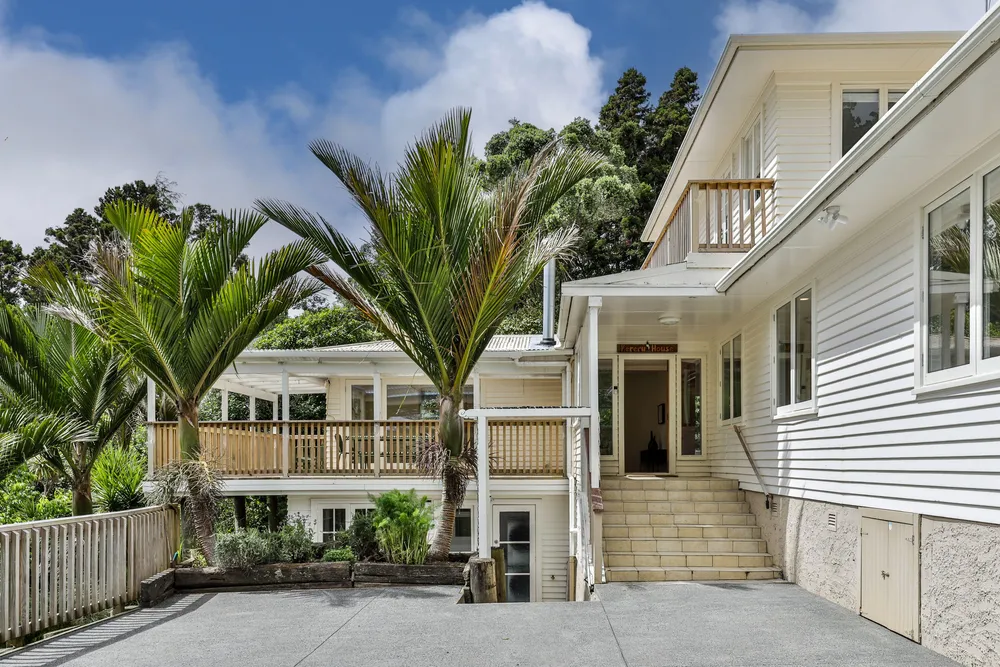 Photo of 665 South Titirangi Road, Titirangi