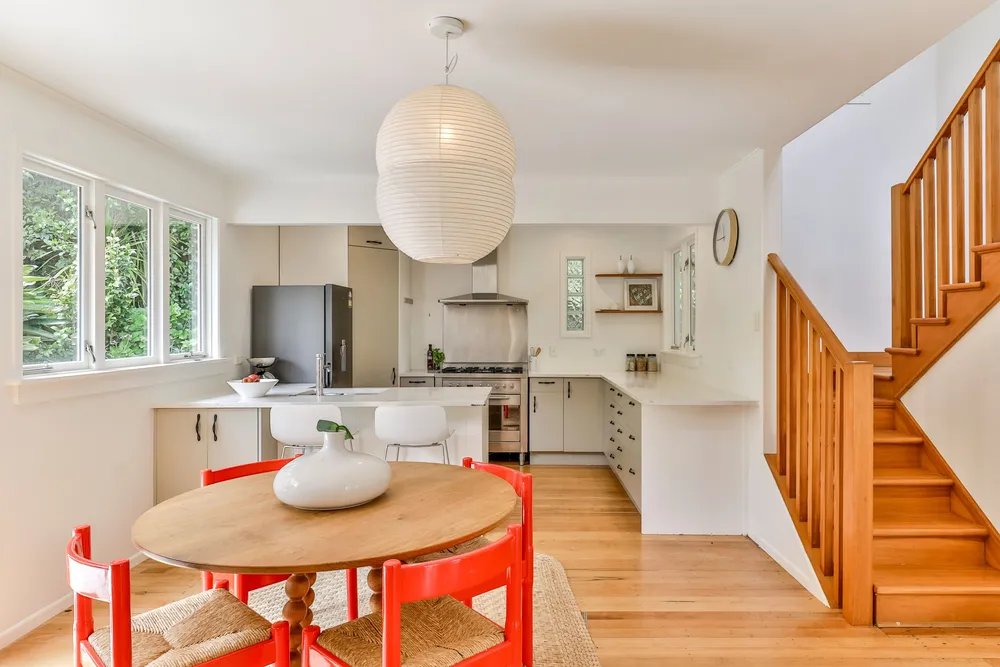 Photos of 665 South Titirangi Road