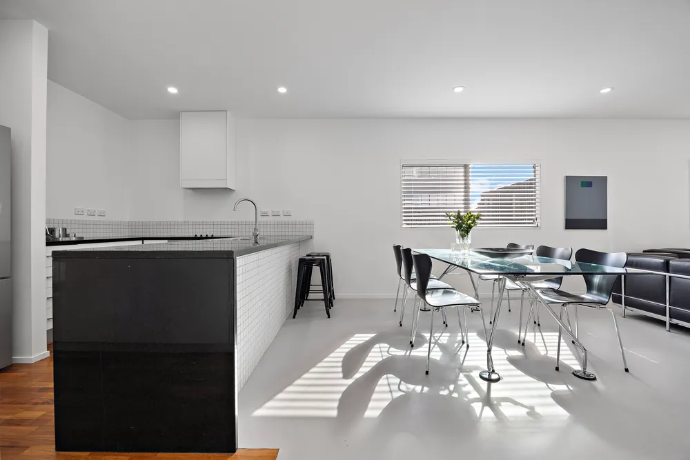 Photos of 308/10 Fox Street