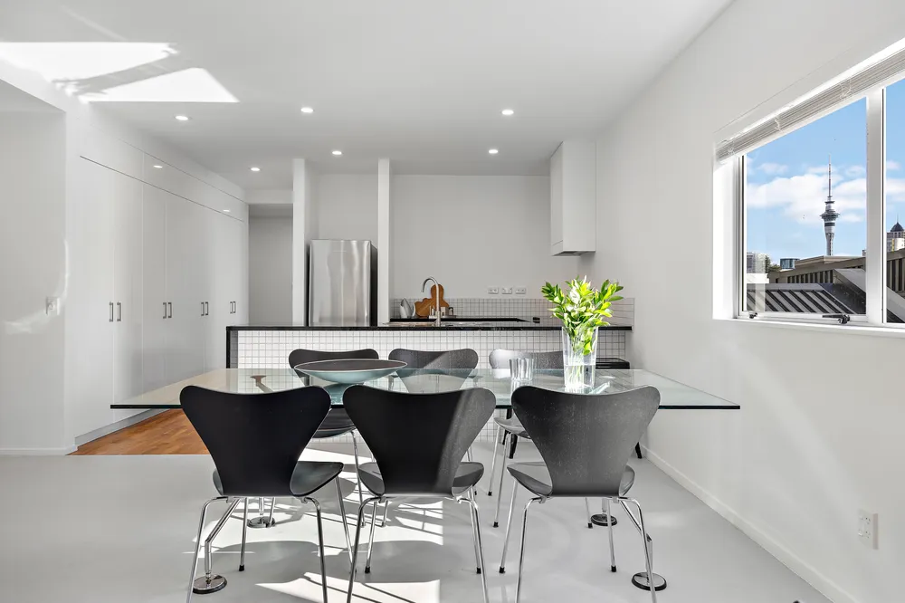 Photos of 308/10 Fox Street