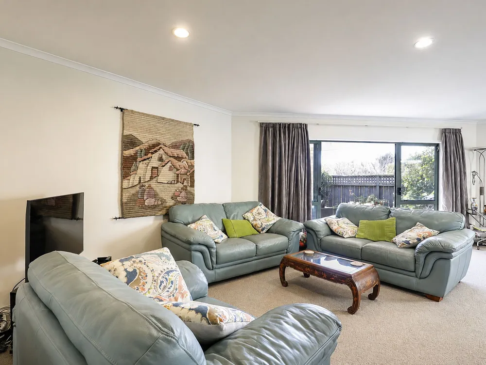 Photos of 11A Tay Street