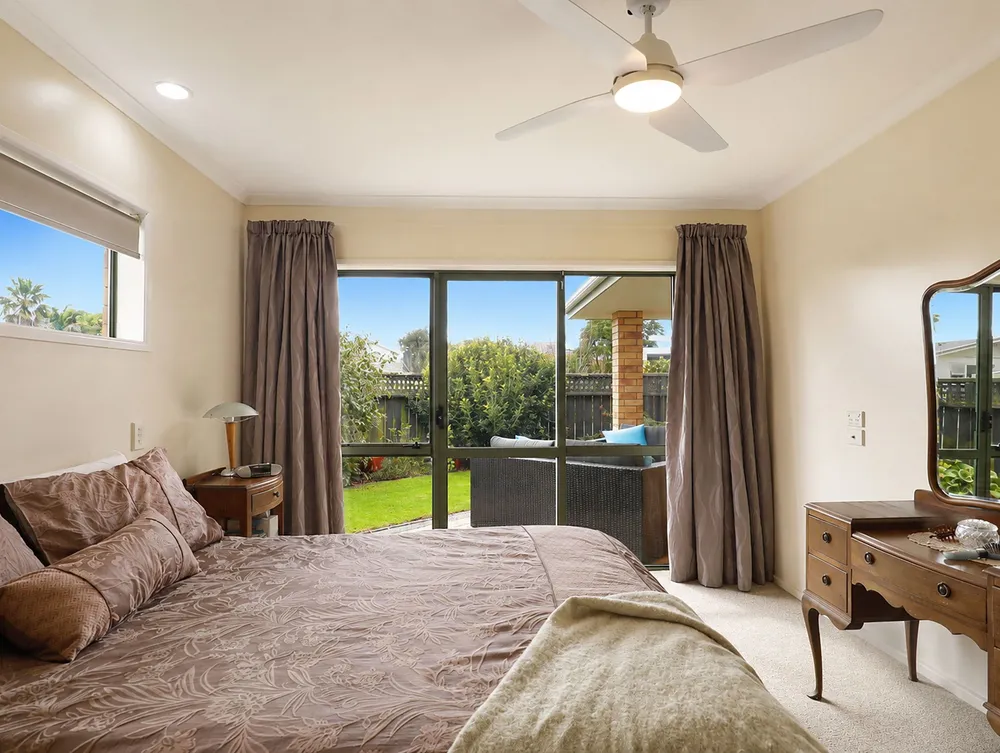 Photos of 11A Tay Street