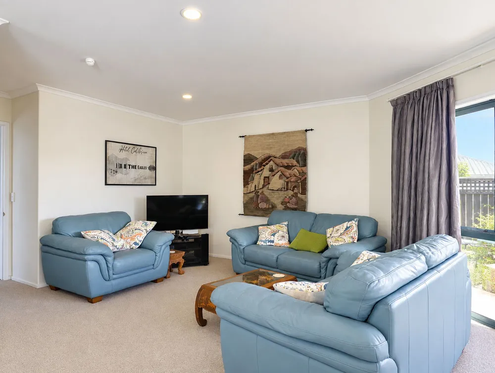 Photos of 11A Tay Street