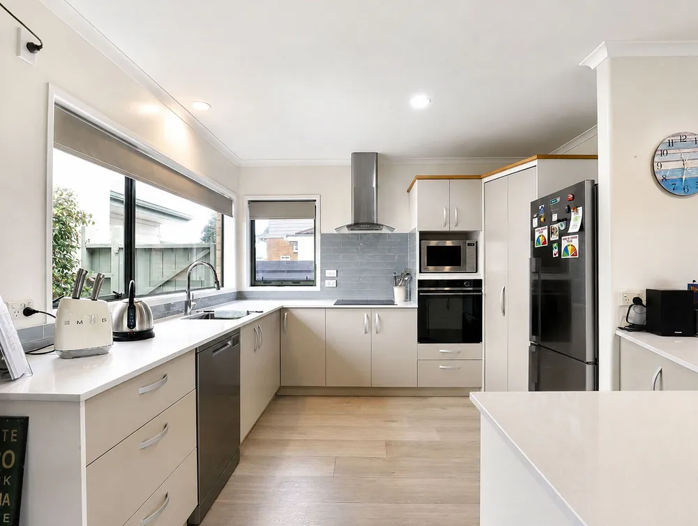 Photos of 11A Tay Street