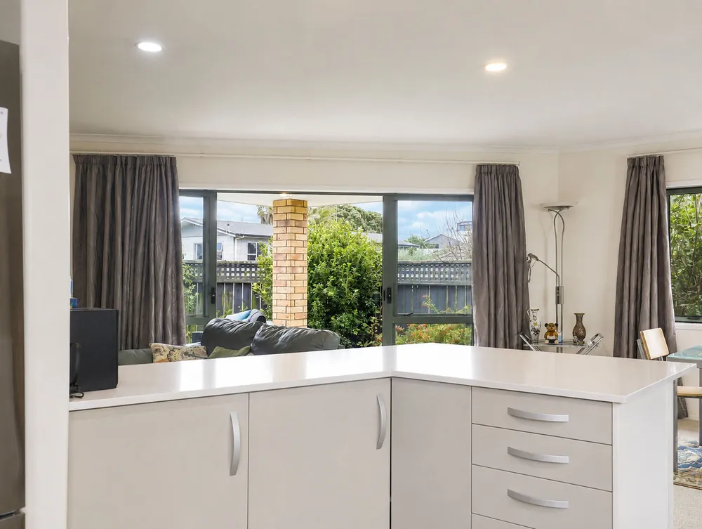 Photos of 11A Tay Street