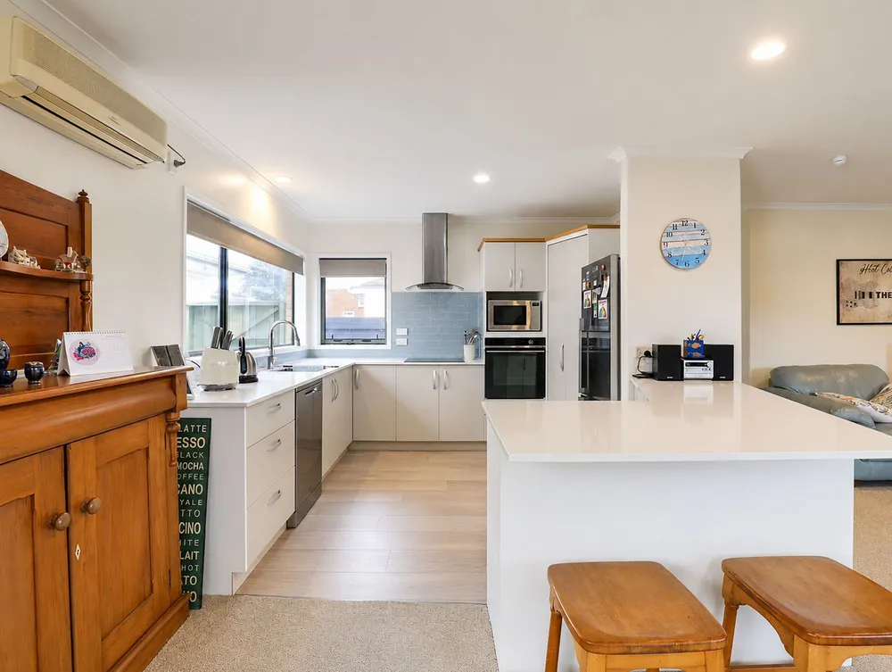 Photos of 11A Tay Street