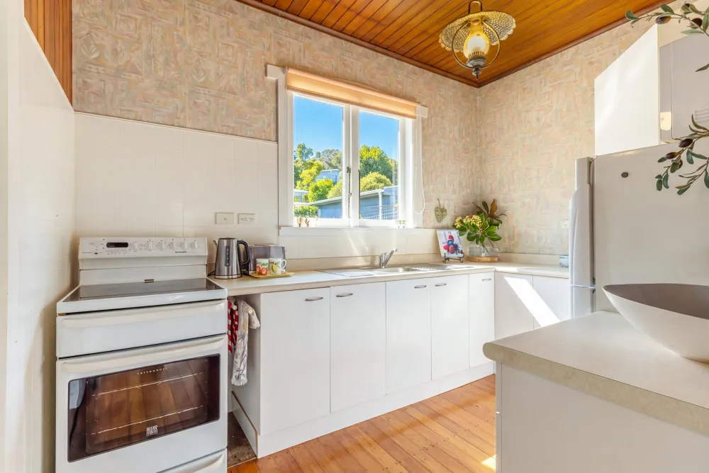 Photos of 117 Mount Albert Road