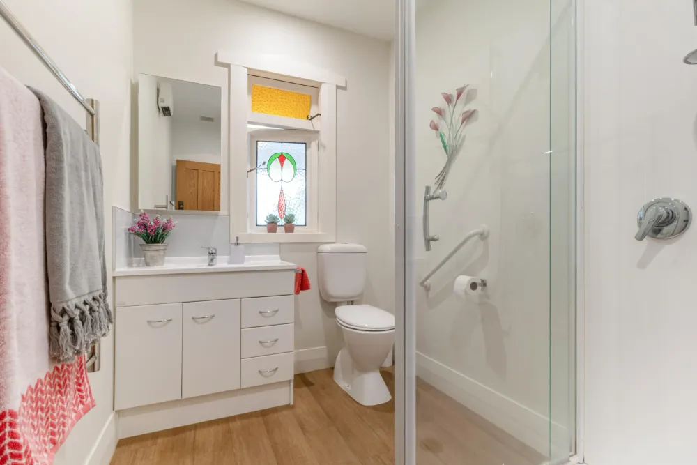 Photos of 117 Mount Albert Road