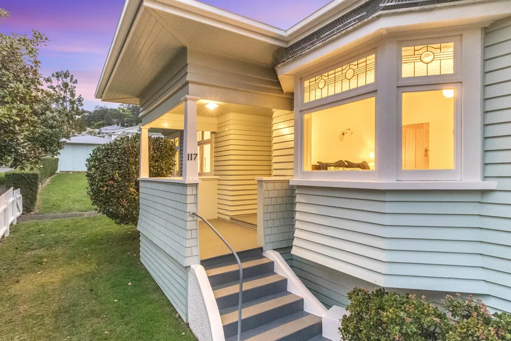 Photos of 117 Mount Albert Road