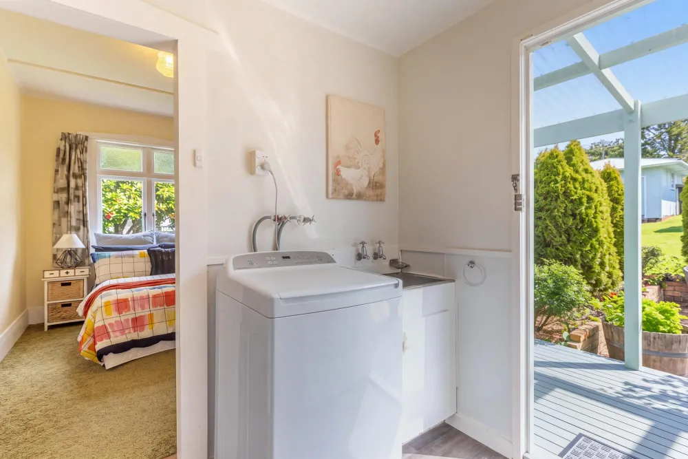 Photos of 117 Mount Albert Road