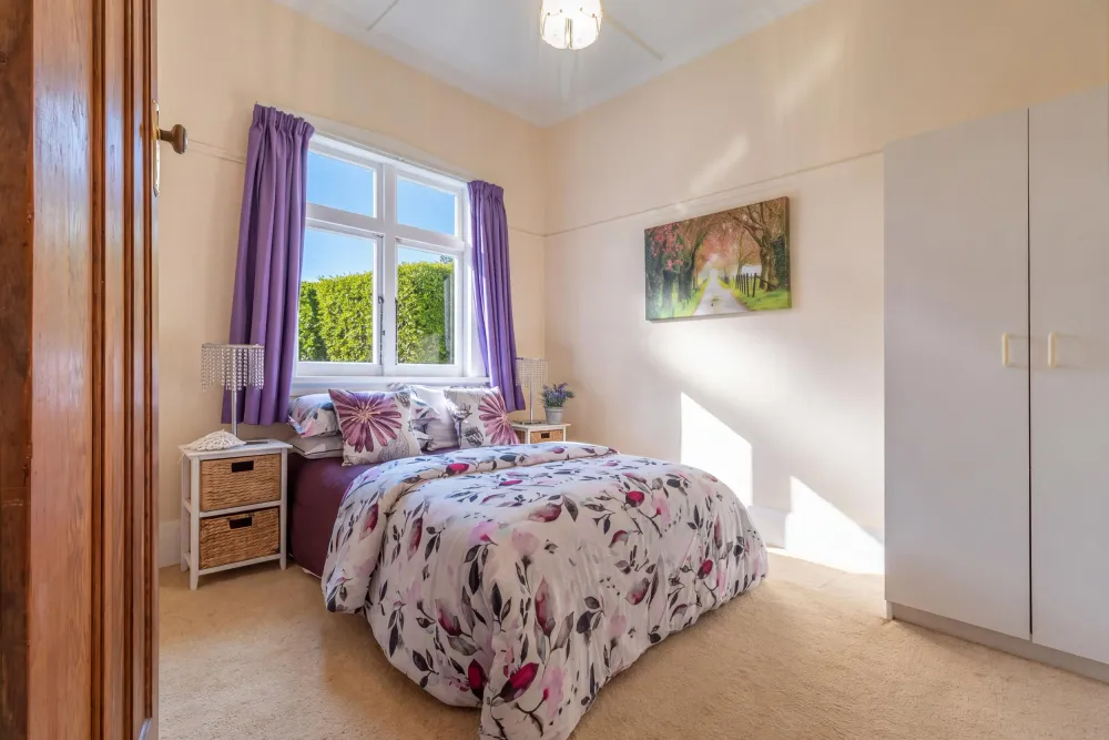 Photos of 117 Mount Albert Road