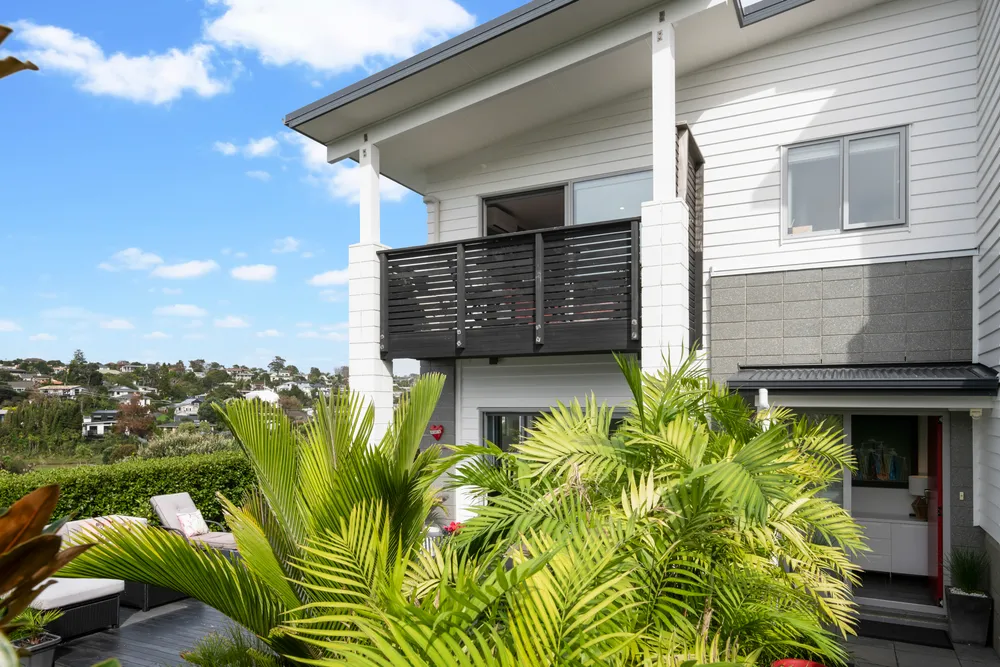 Photos of 4 Te Oneroa Way