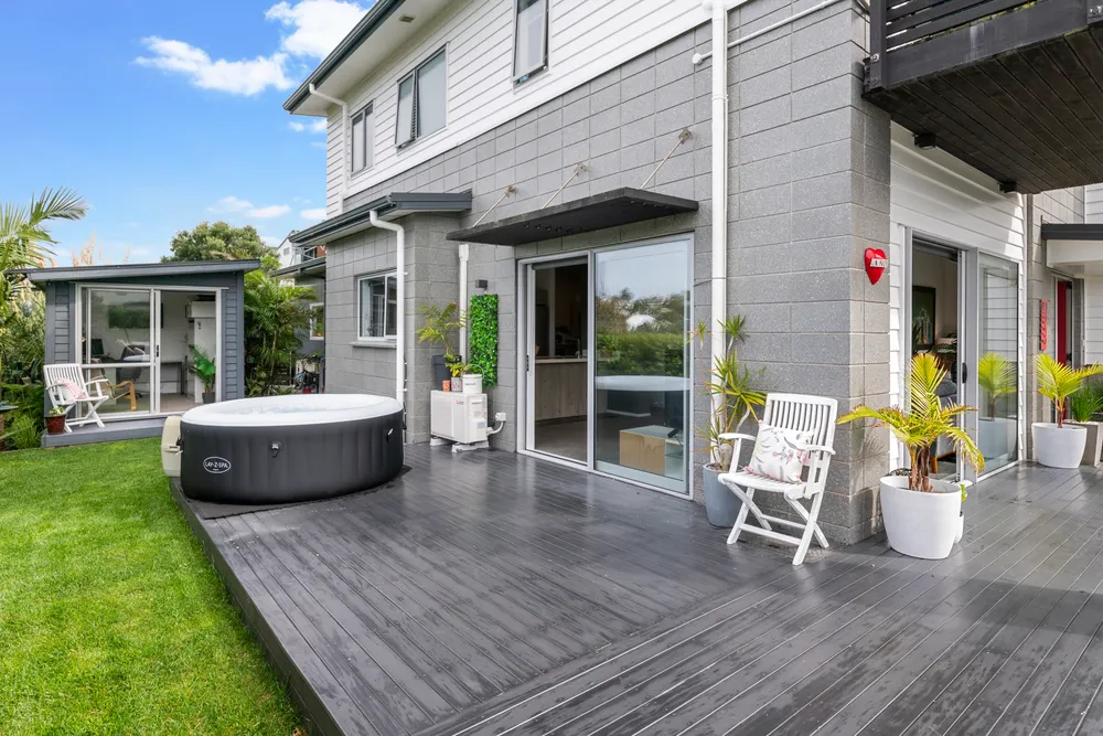 Photos of 4 Te Oneroa Way