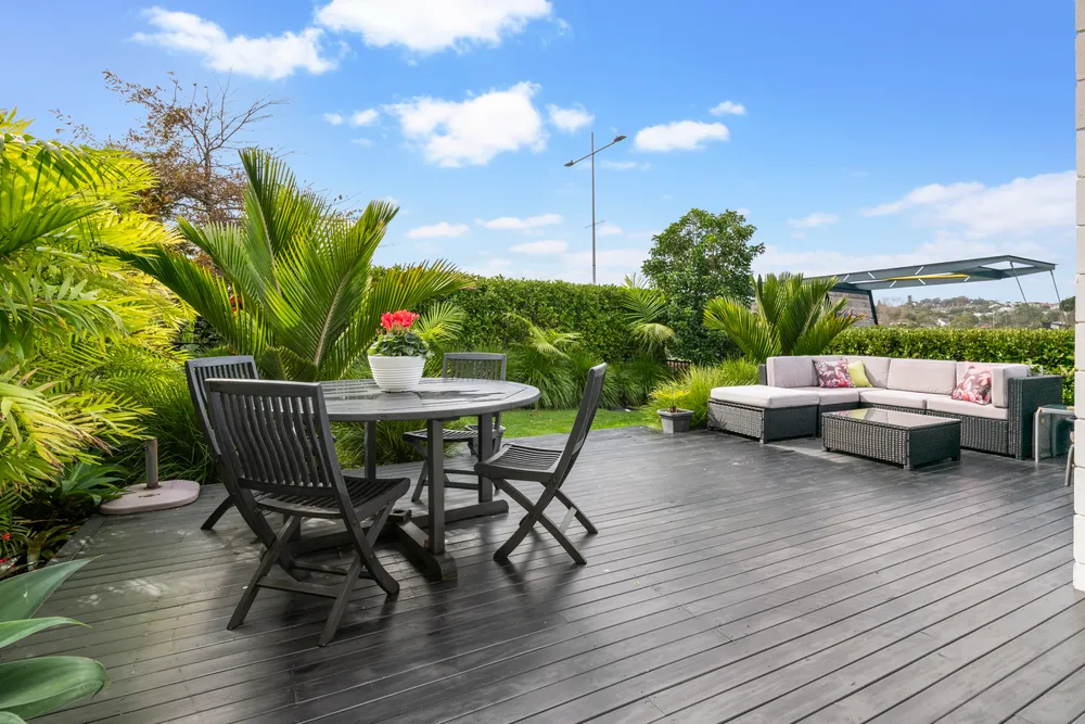 Photos of 4 Te Oneroa Way