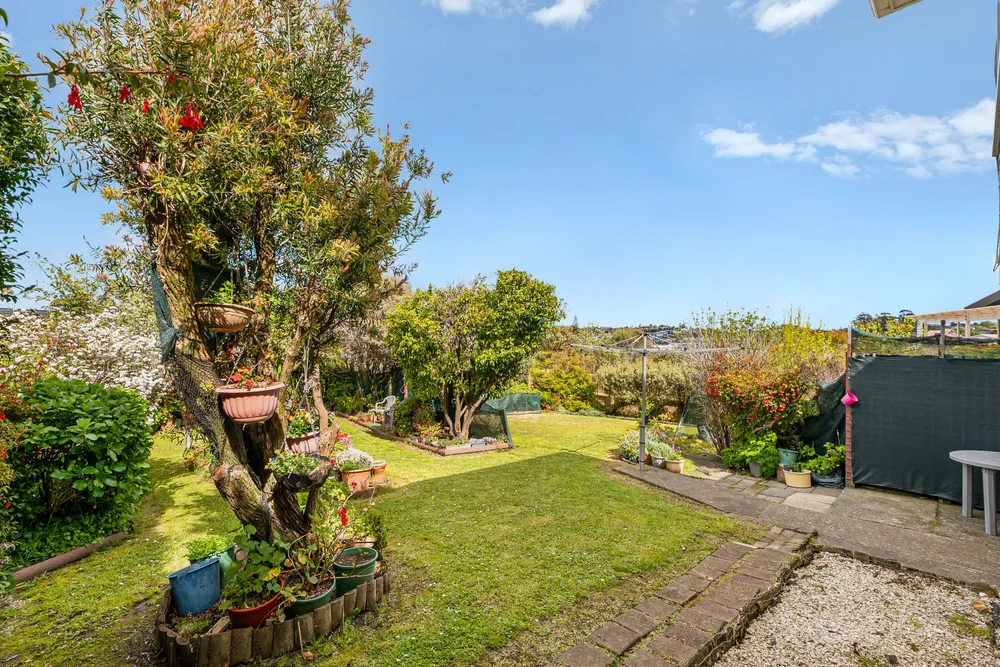Photos of 20 Fairway Avenue