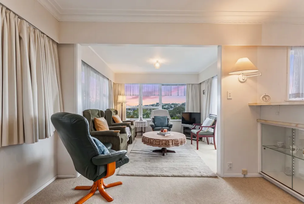 Photos of 20 Fairway Avenue