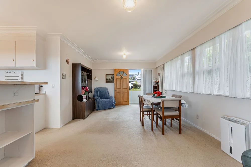 Photos of 20 Fairway Avenue
