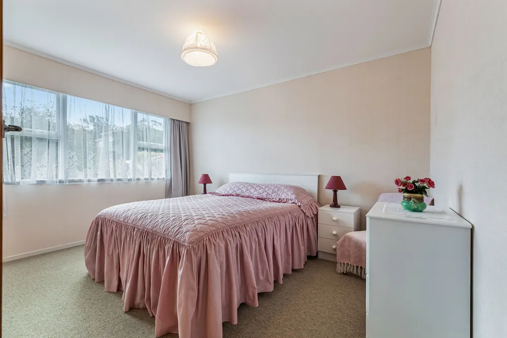 Photos of 20 Fairway Avenue
