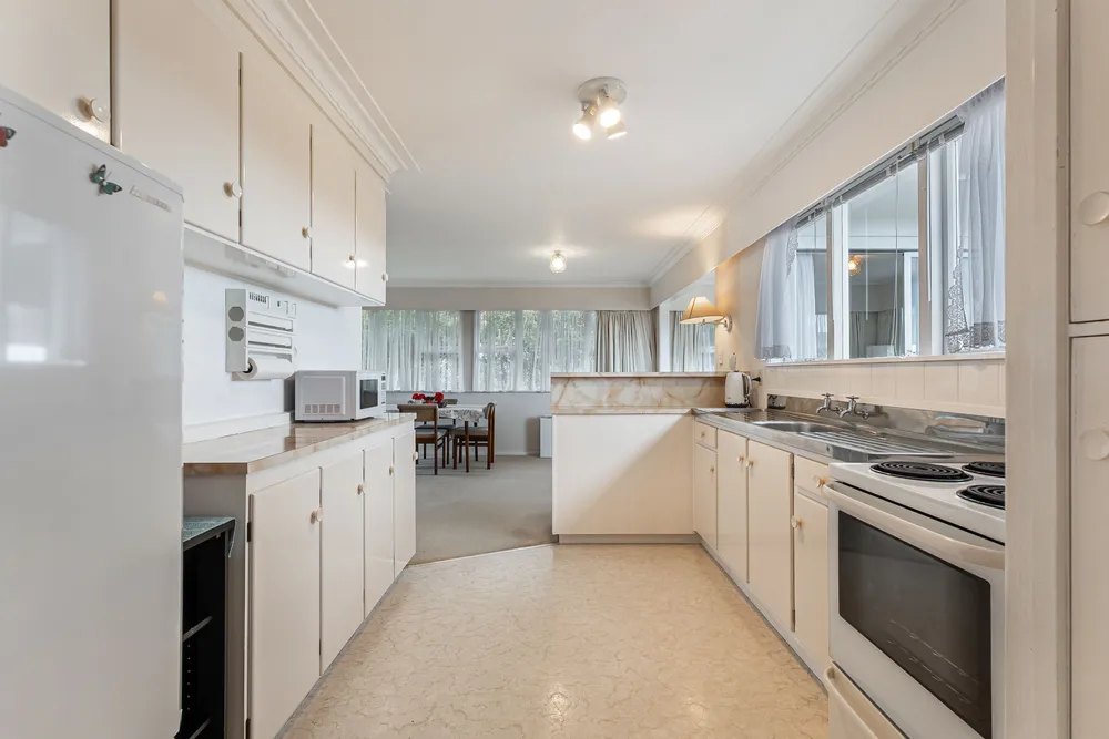 Photos of 20 Fairway Avenue
