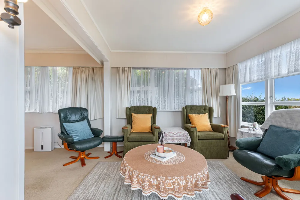 Photos of 20 Fairway Avenue