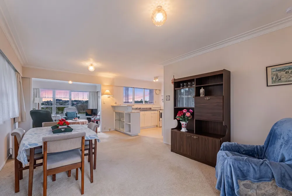 Photos of 20 Fairway Avenue