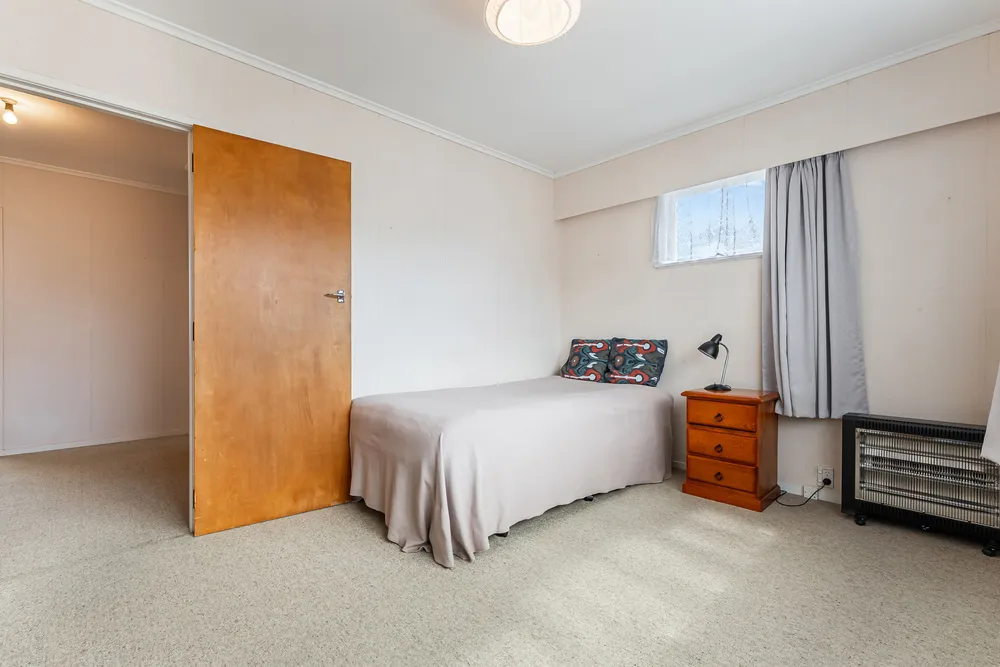 Photos of 20 Fairway Avenue