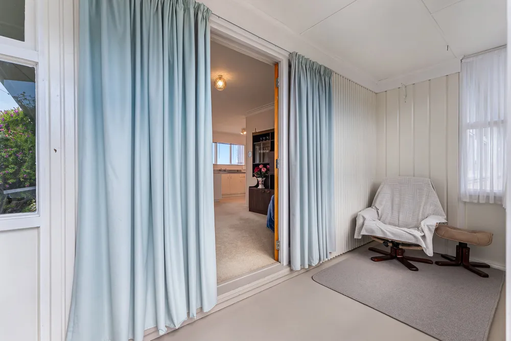 Photos of 20 Fairway Avenue