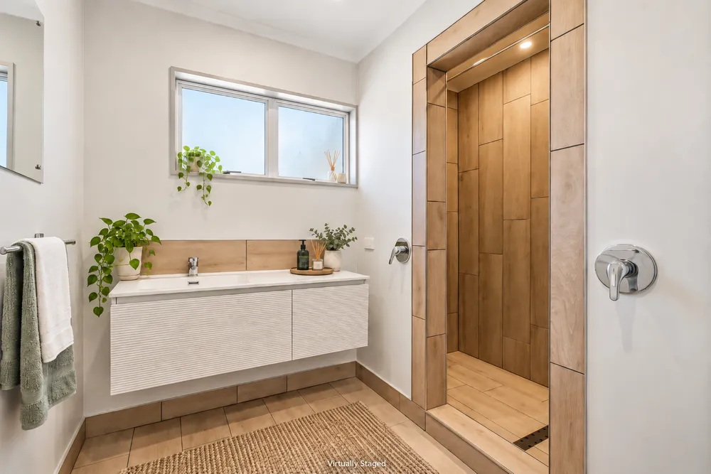 Photos of 70A Taipari Street
