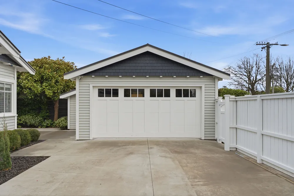 Photos of 49 Hartley Avenue
