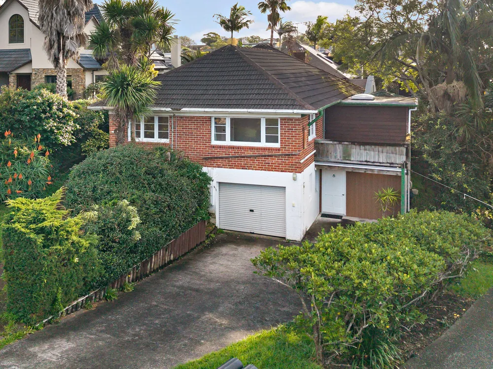 Photos of 23 McArthur Avenue