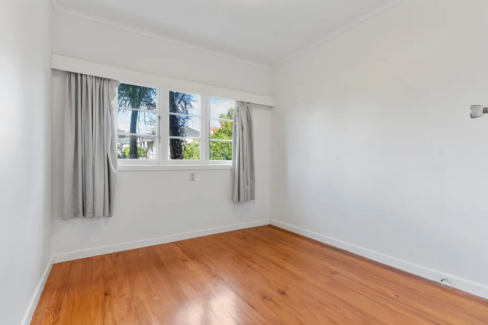 Photos of 23 McArthur Avenue