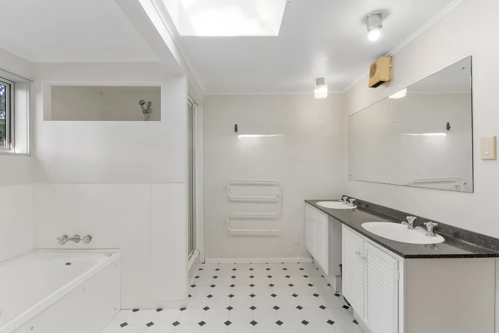 Photos of 23 McArthur Avenue