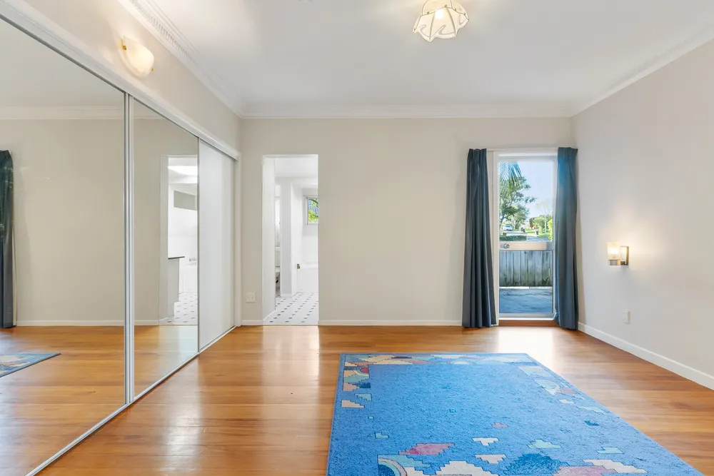 Photos of 23 McArthur Avenue