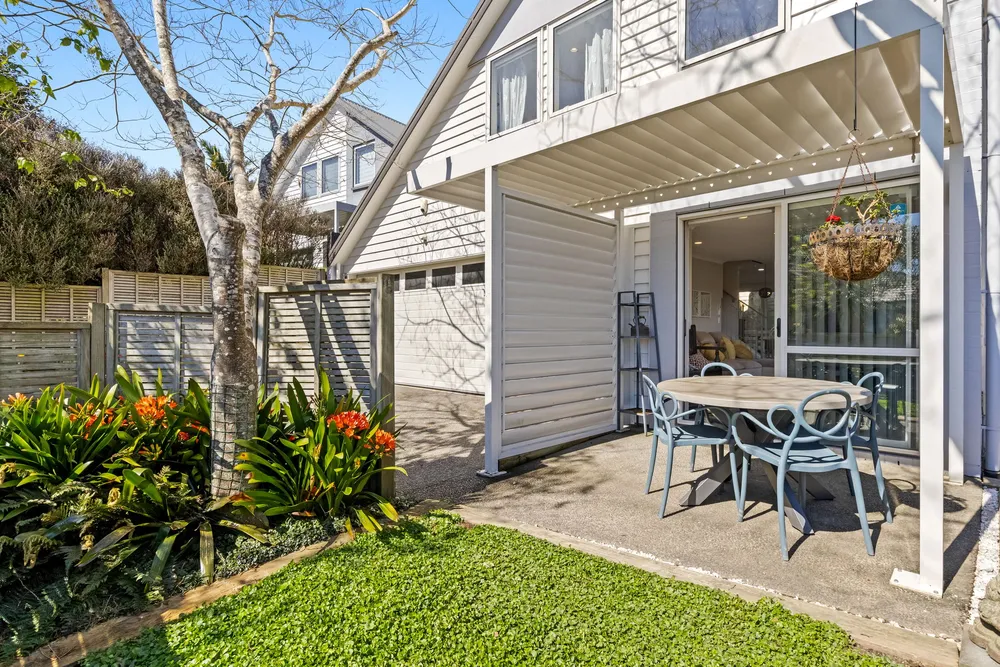 Photos of 17 Nimstedt Avenue