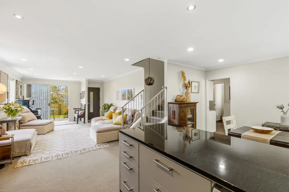 Photos of 17 Nimstedt Avenue