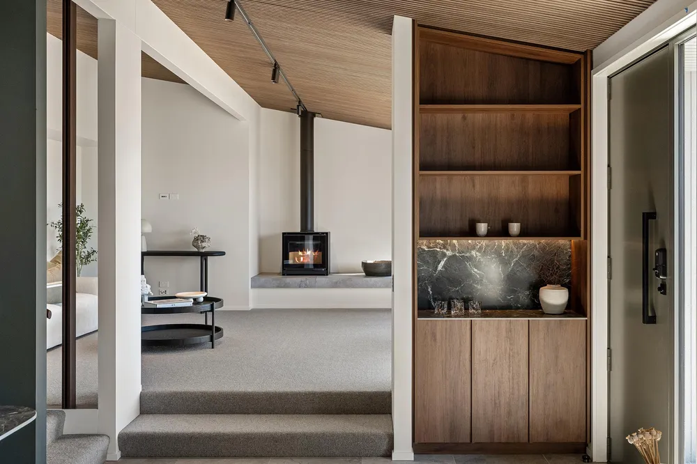 Photos of 100 Holliss Avenue