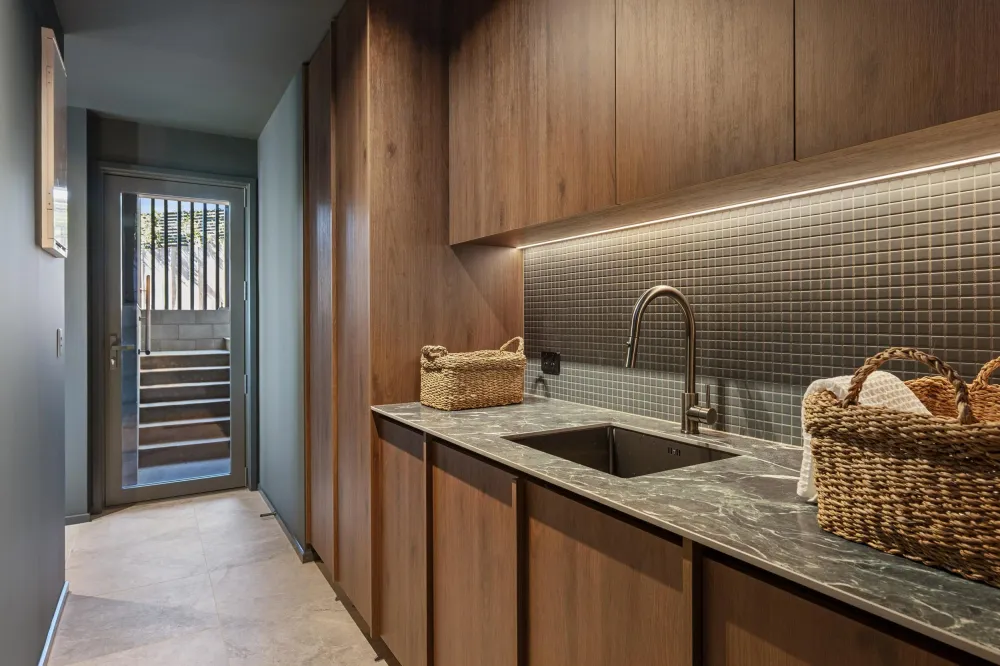 Photos of 100 Holliss Avenue
