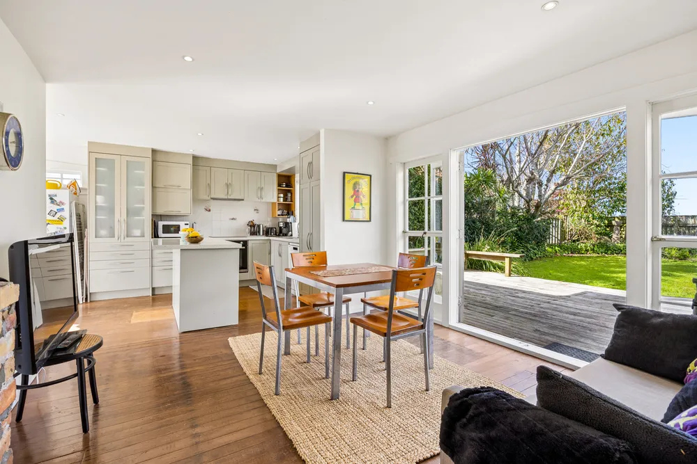 Photos of 270 St Andrews Road