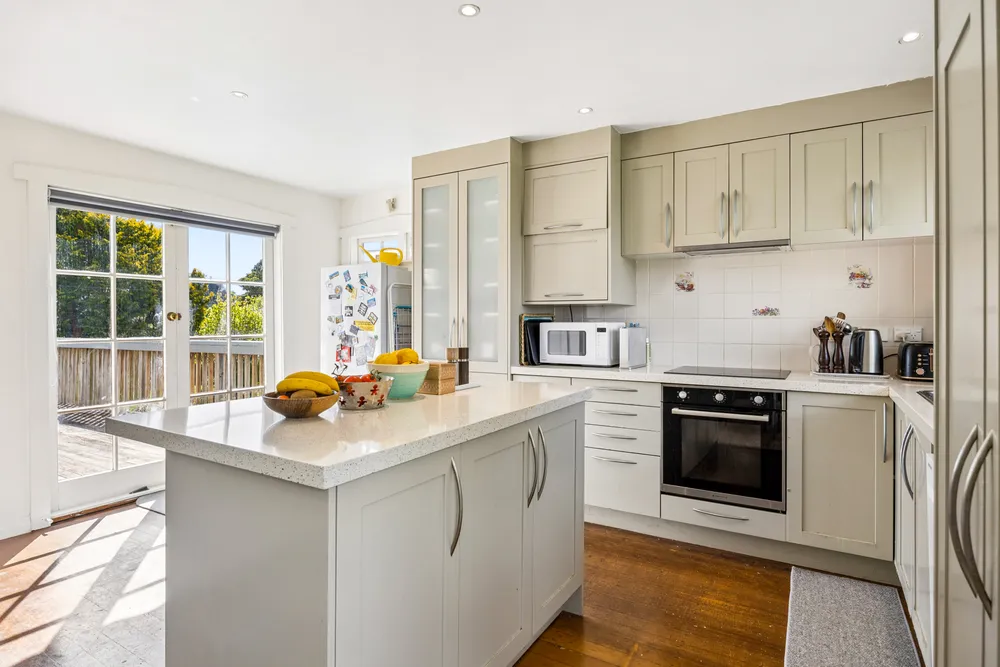 Photos of 270 St Andrews Road
