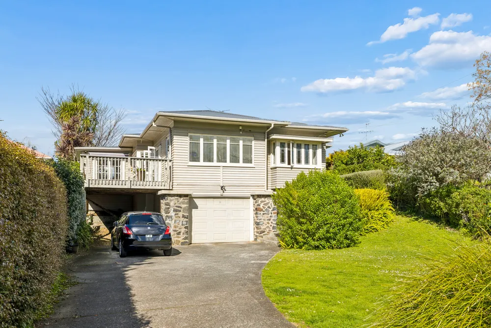Photos of 270 St Andrews Road