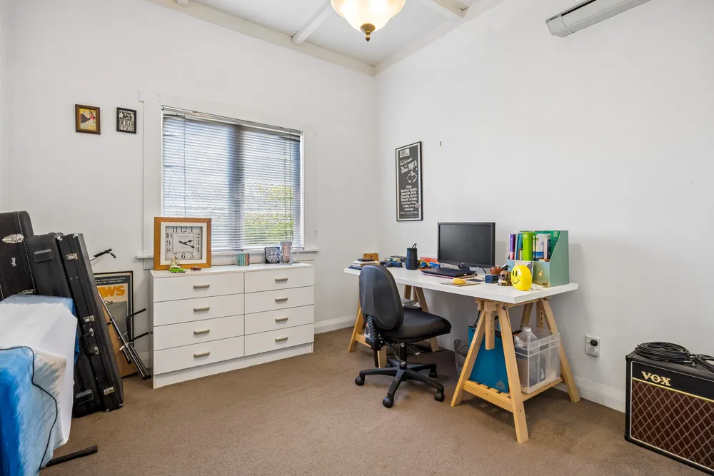Photos of 270 St Andrews Road